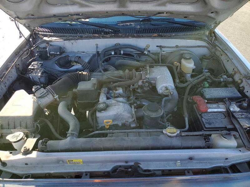 2003 Toyota Tacoma Base