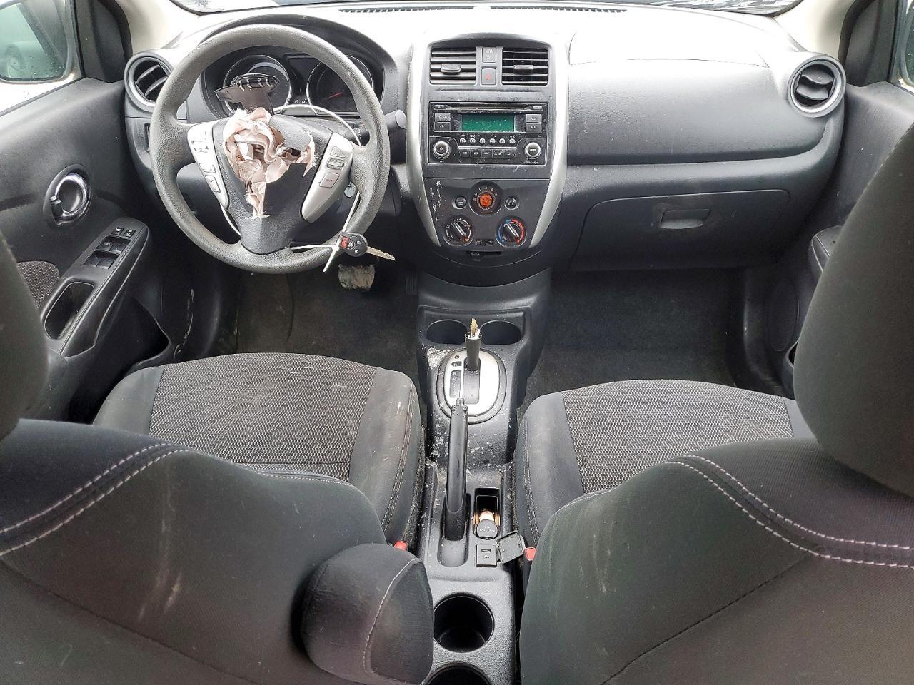 2016 Nissan Versa 1.6 sv