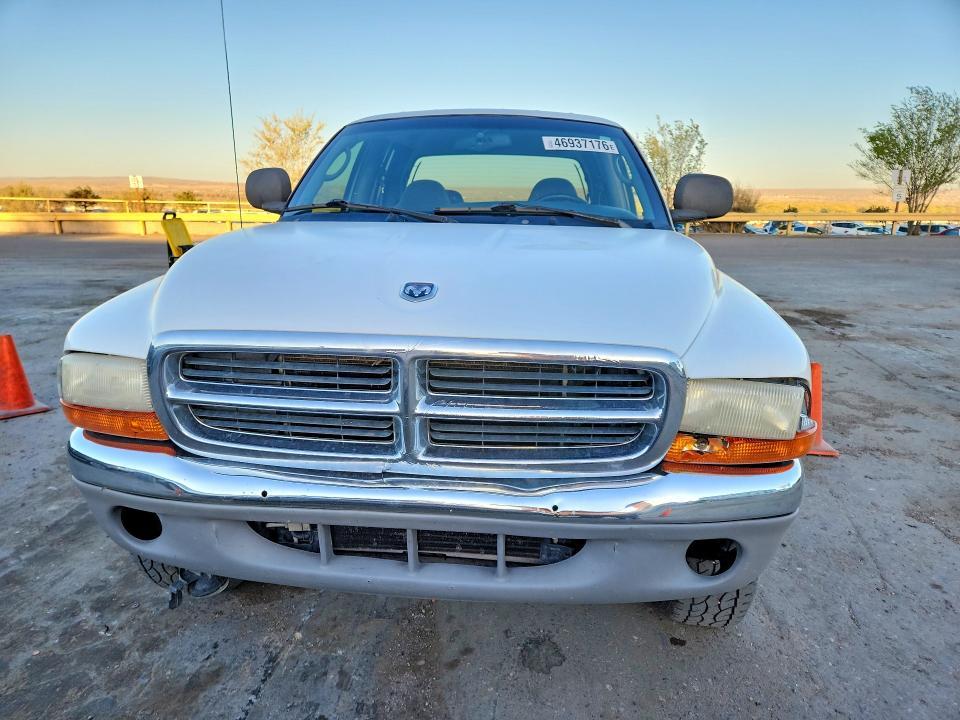 2000 Dodge Dakota Quattro