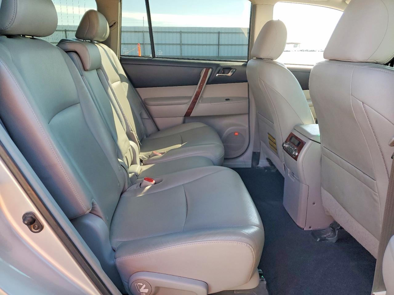 2013 Toyota Highlander Hybrid Limited