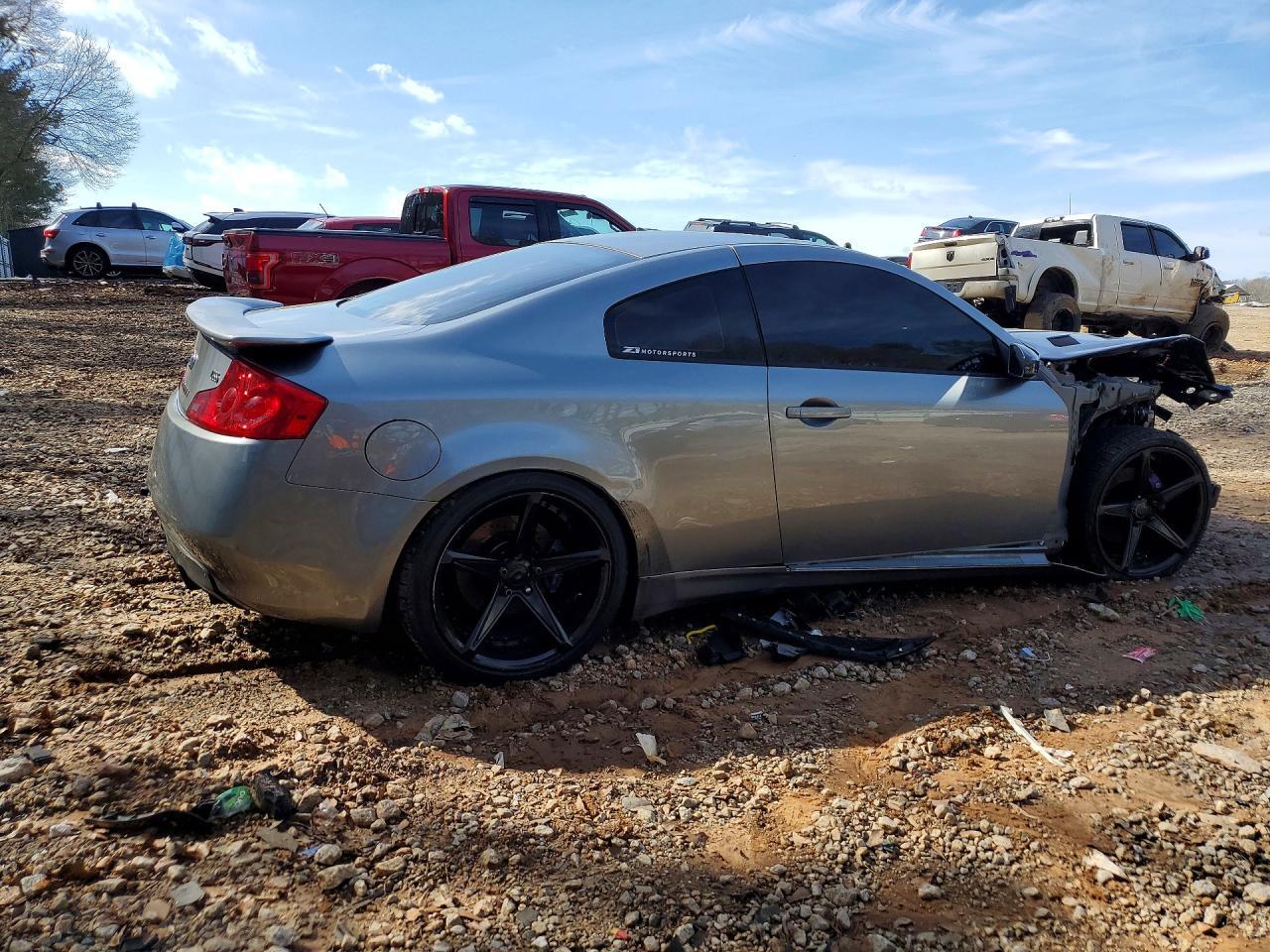 2004 Infiniti G35 Base