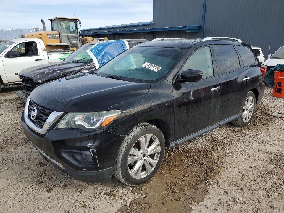 2018 Nissan Pathfinder s