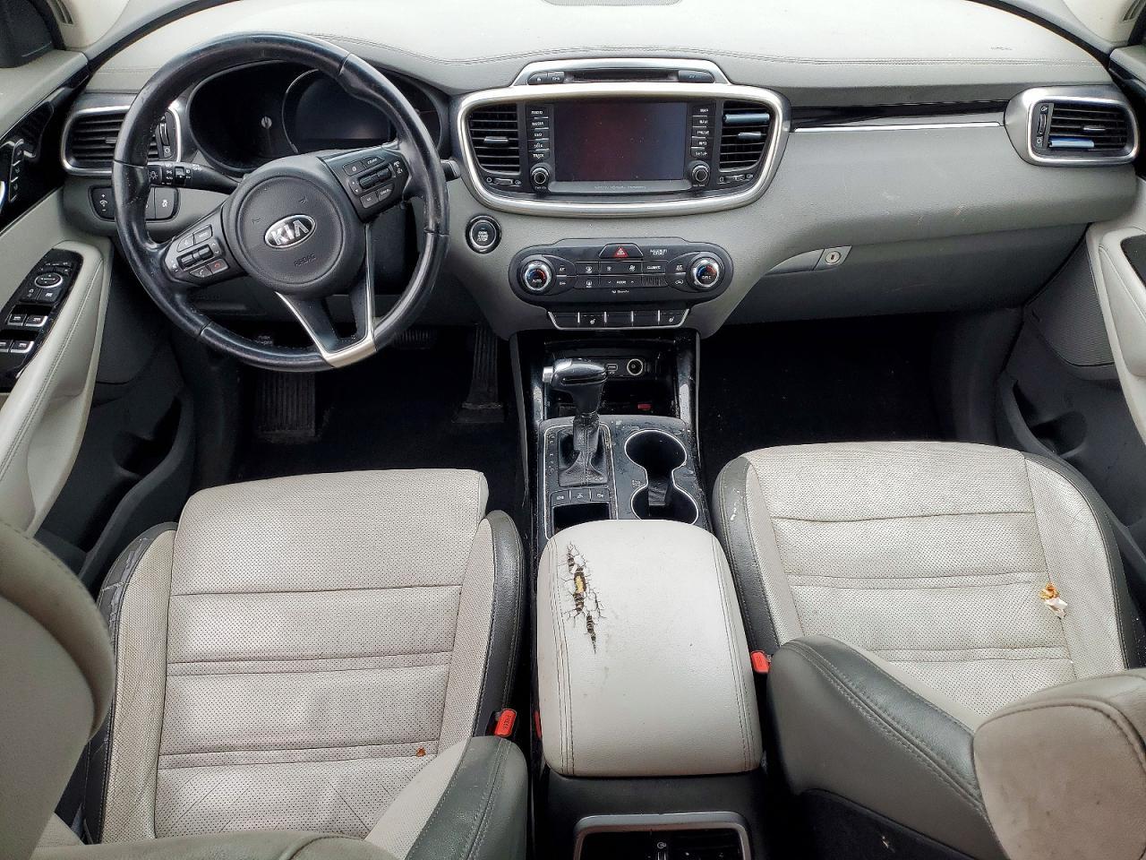 2016 KIA Sorento sx V6