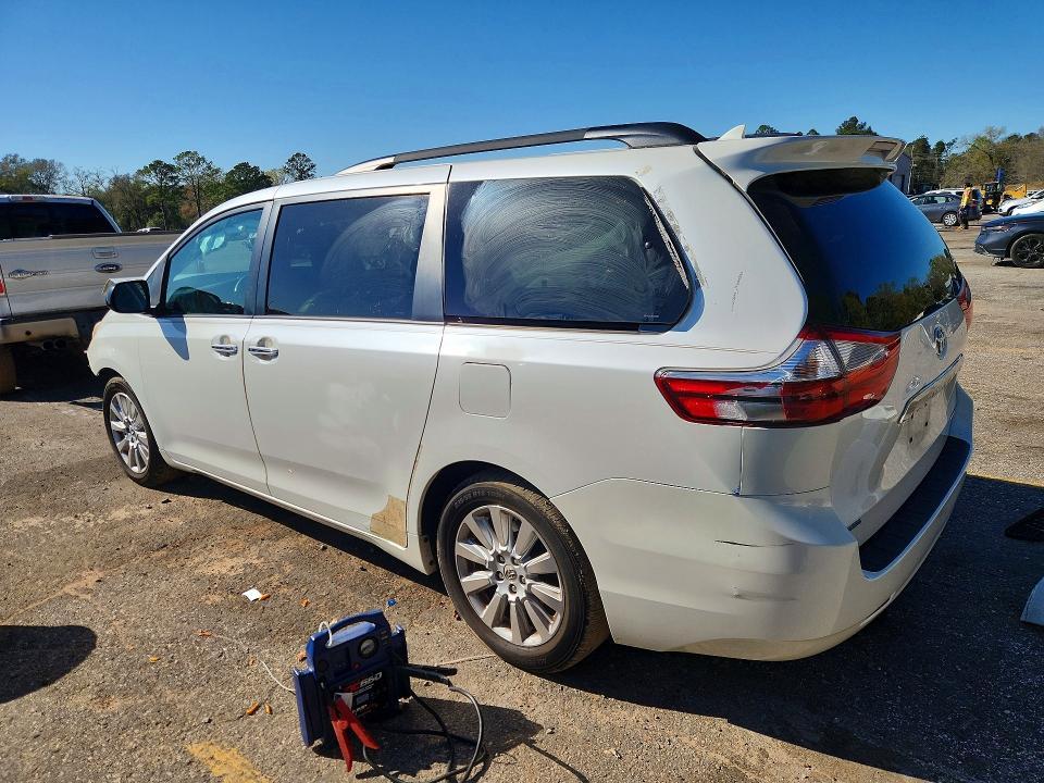 2016 Toyota Sienna Limited Premium 7-passenger