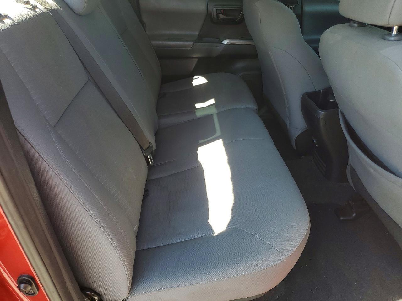 2016 Toyota Tacoma SR5 V6