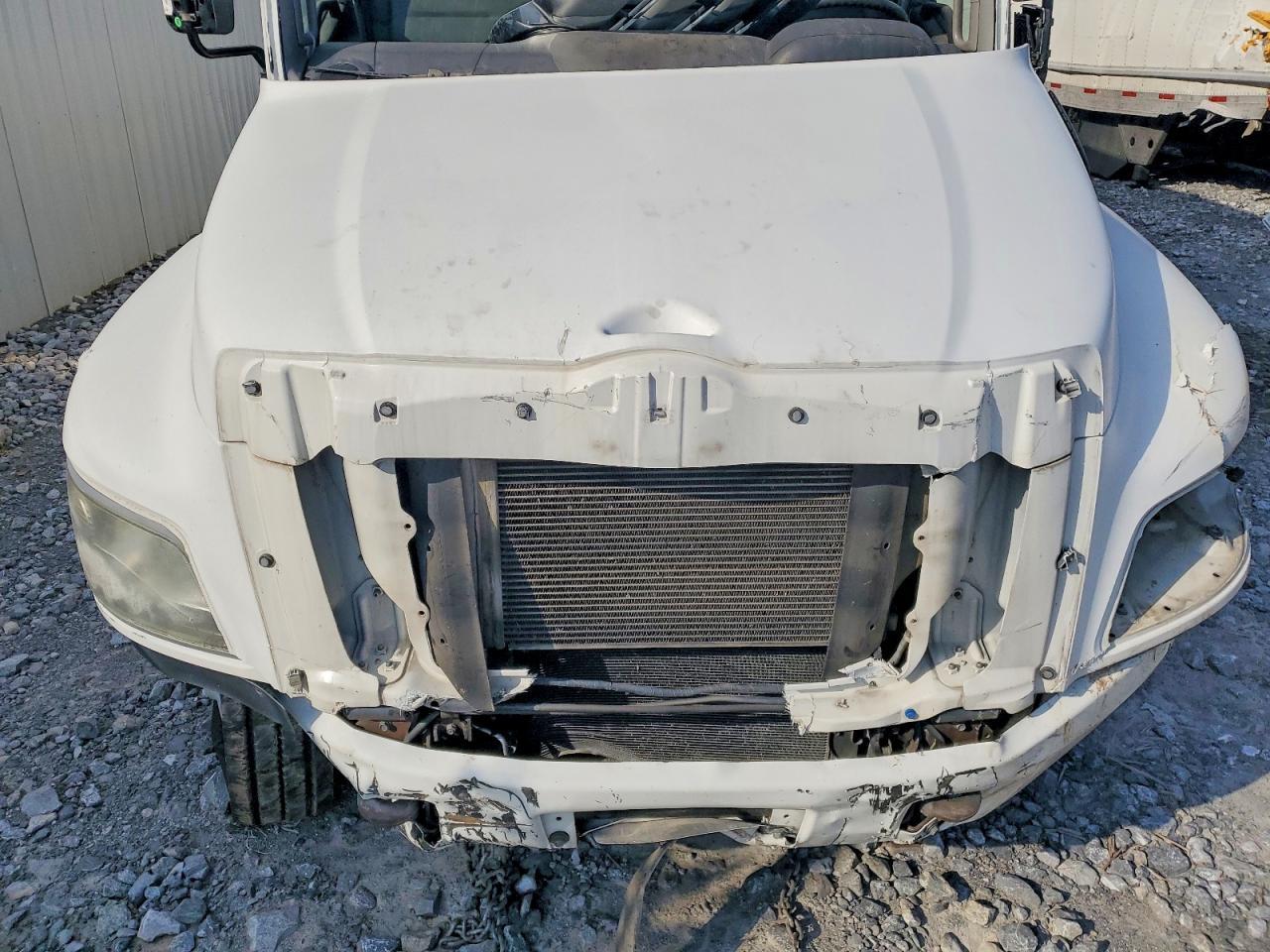 2020 Hino 268 Refrigerated BOX Truck