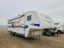 Salvage cars for sale from Copart Bakersfield, CA: 2007 Fleetwood Redline Camper