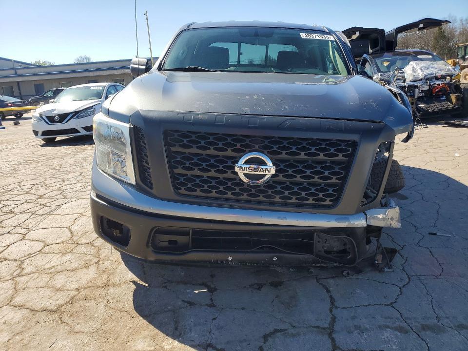 2017 Nissan Titan S