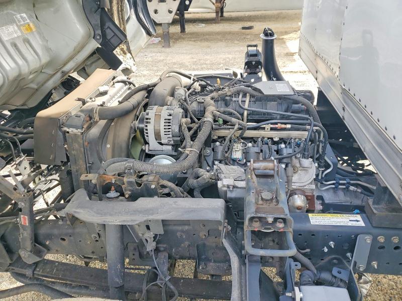 2020 Isuzu NPR HD BOX Truck