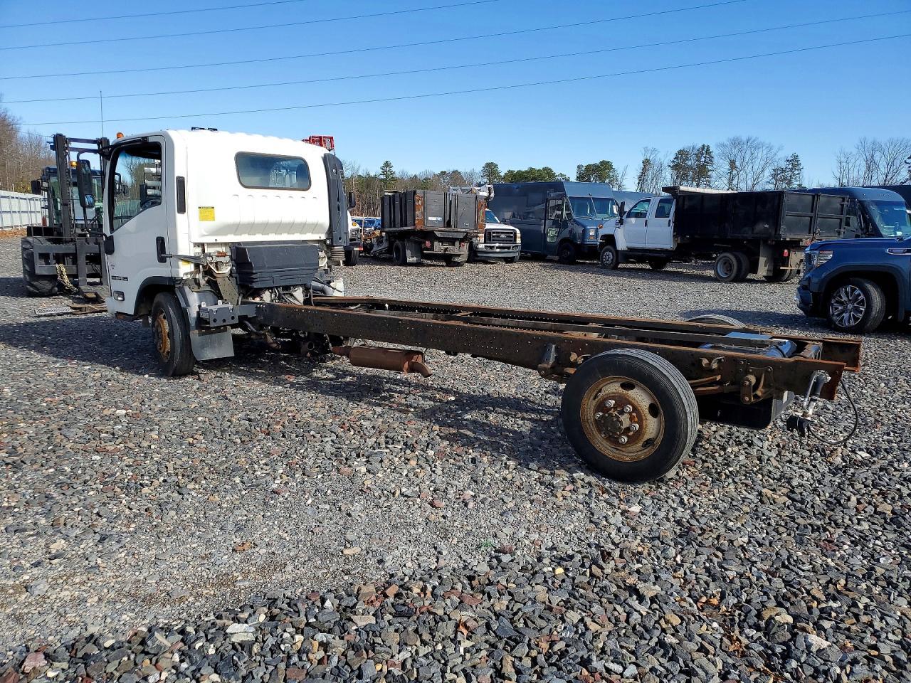 2015 Isuzu NPR HD Truck Cab AND Chassis