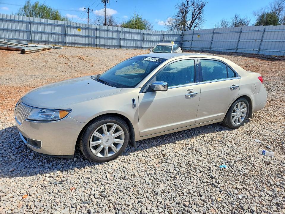 2010 Lincoln Townhouse MKZ