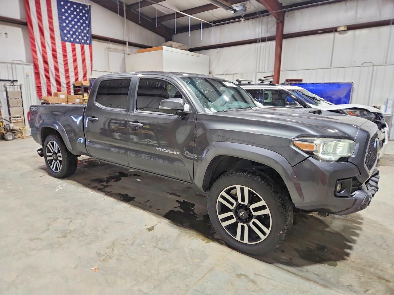 2018 Toyota Tacoma TRD Sport