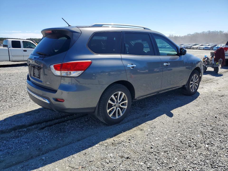2015 Nissan Pathfinder s
