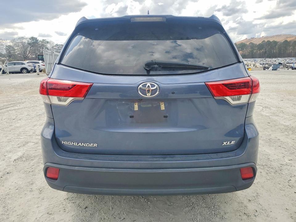 2018 Toyota Highlander xle