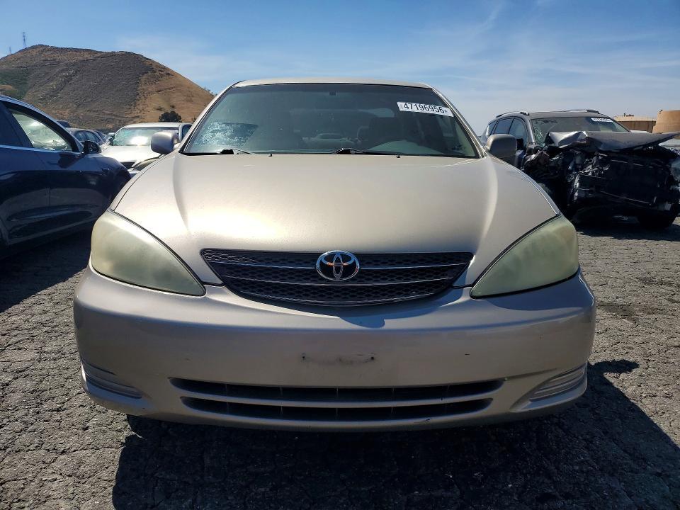2002 Toyota Camry le