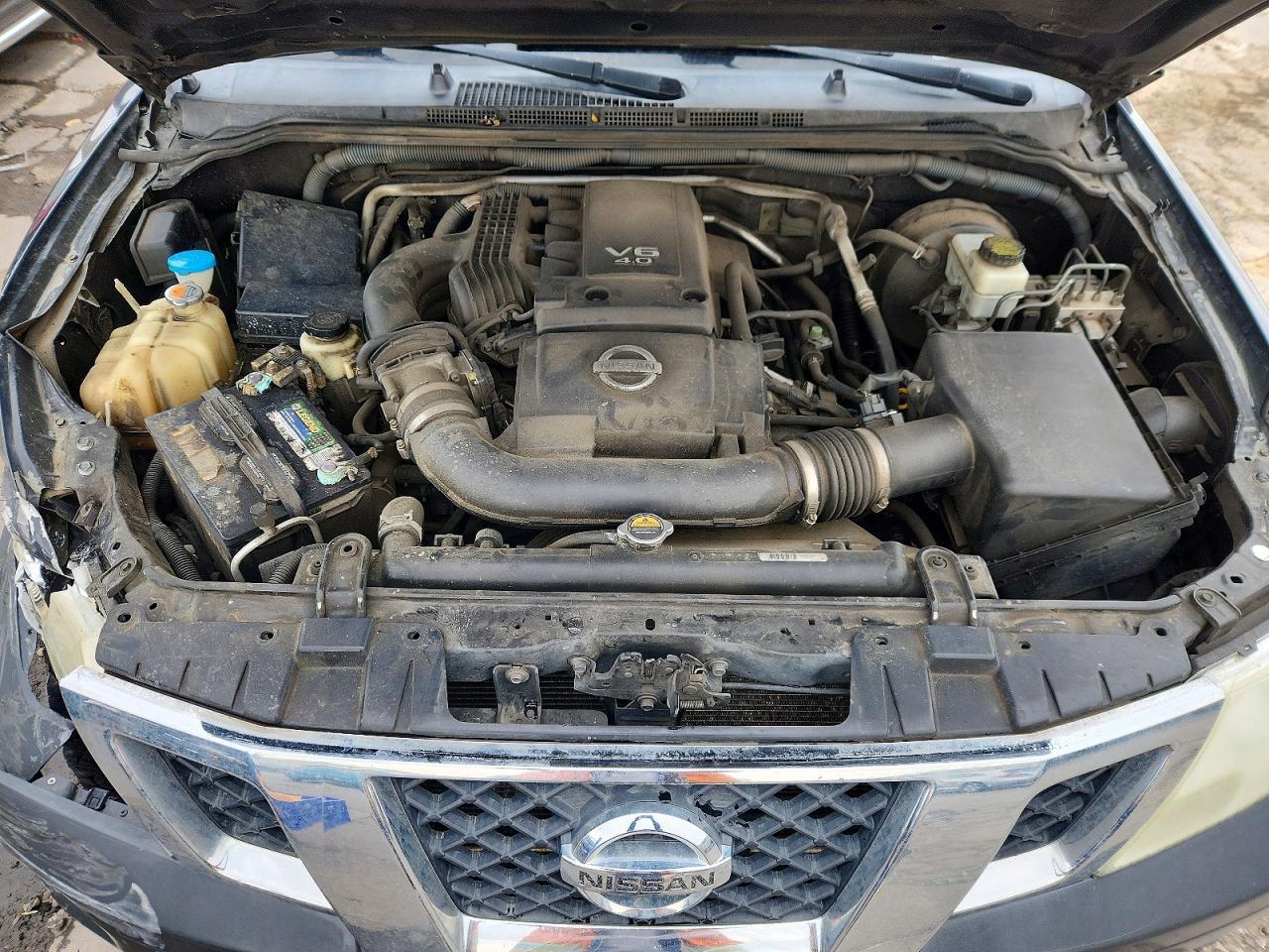 2012 Nissan Frontier S