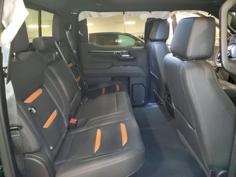 2026 GMC Sierra K1500 AT4
