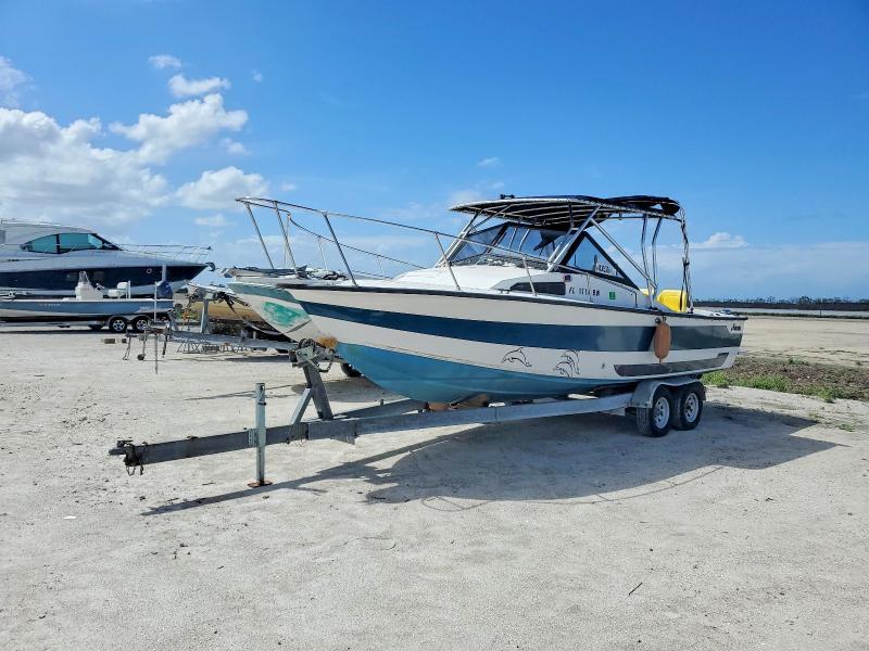 1975 Anacapri Marine Boat