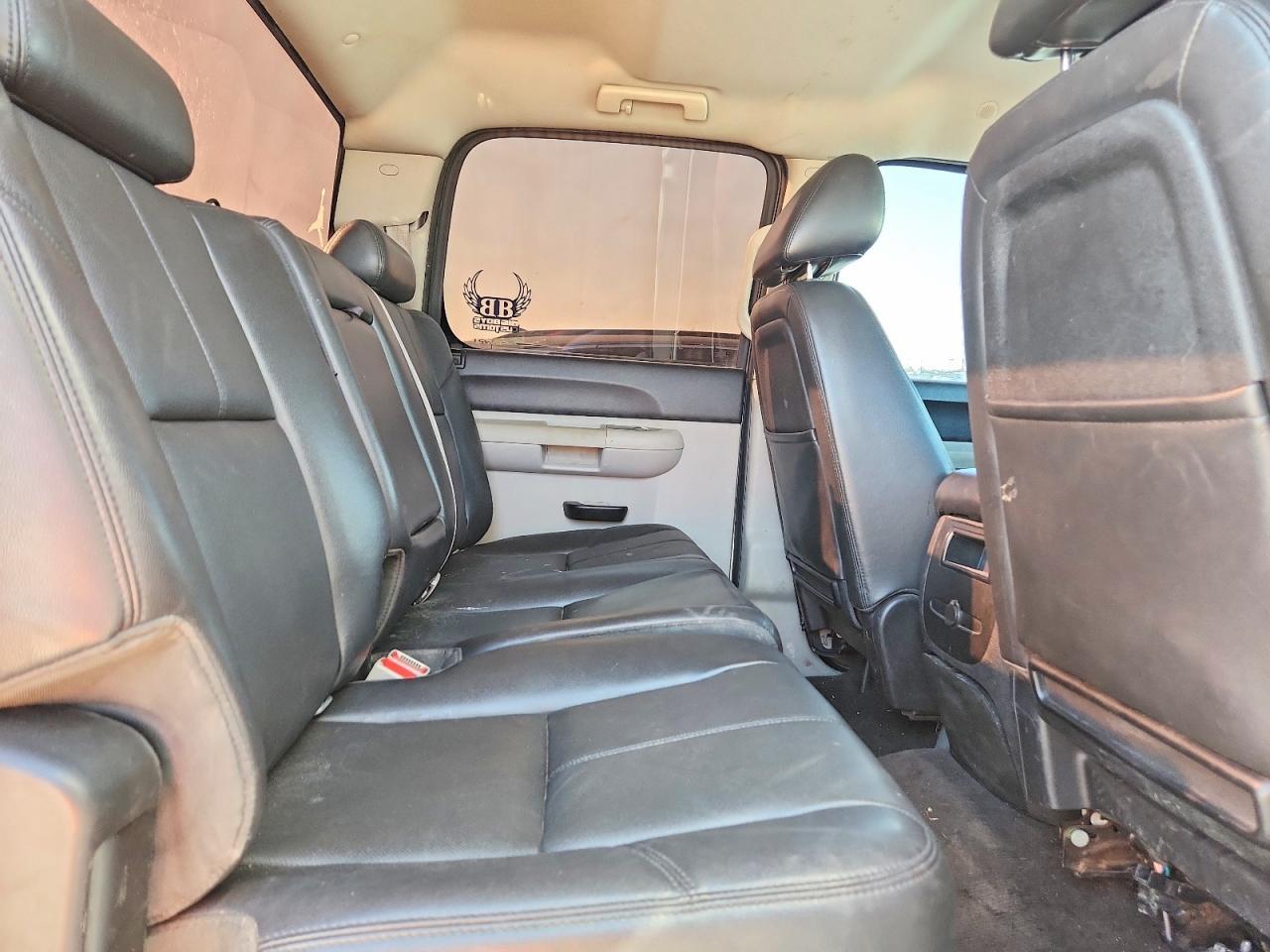 2011 Chevrolet Silverado C1500 LT