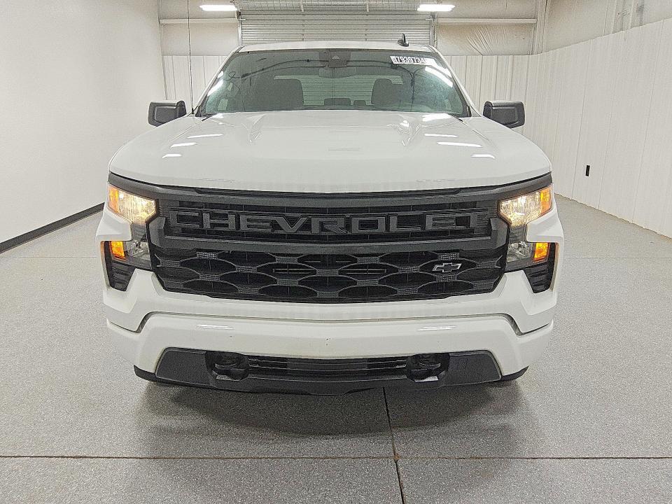 2025 Chevrolet Silverado K1500 Custom