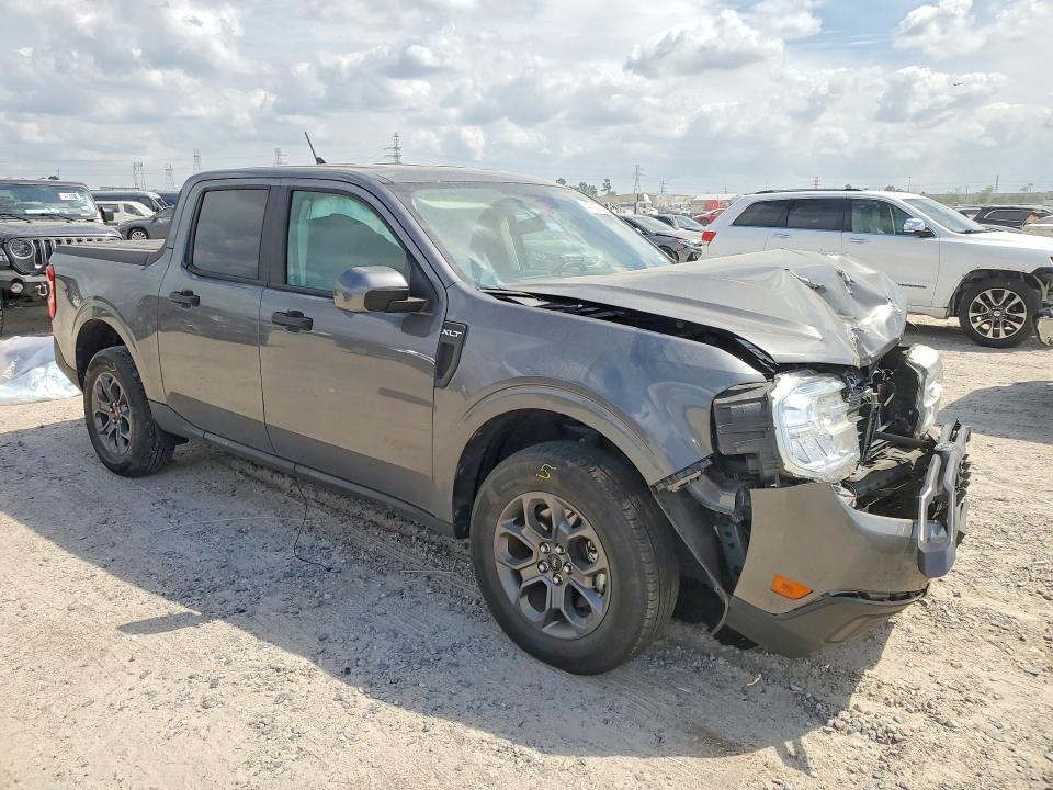 2023 Ford Maverick XL