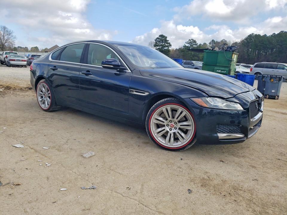 2017 Jaguar Xf Premium