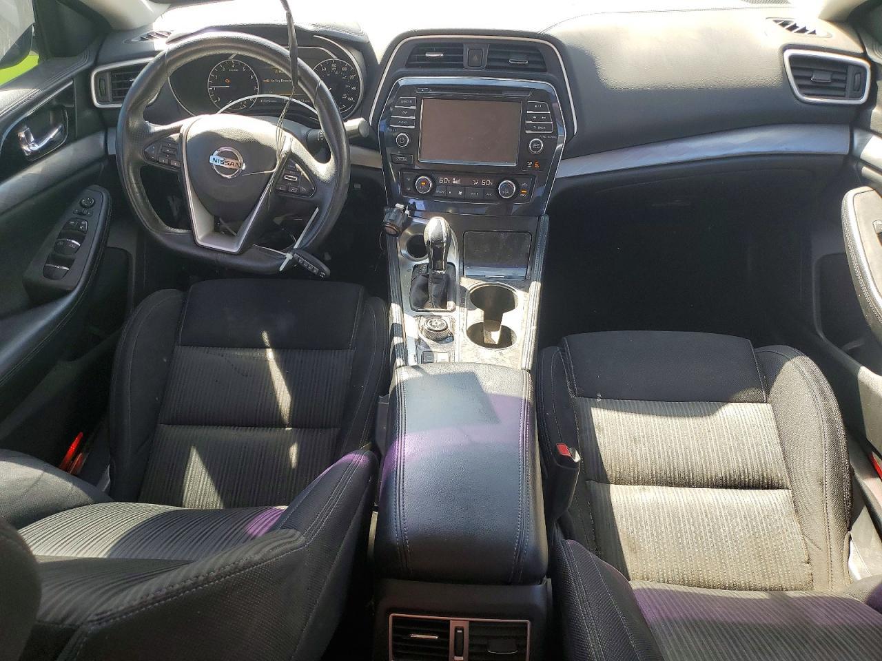 2017 Niss Maxima 3.5s