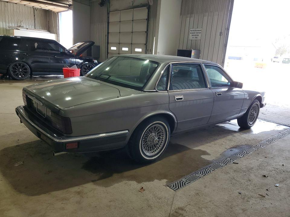 1990 Jaguar XJ6 Baseline