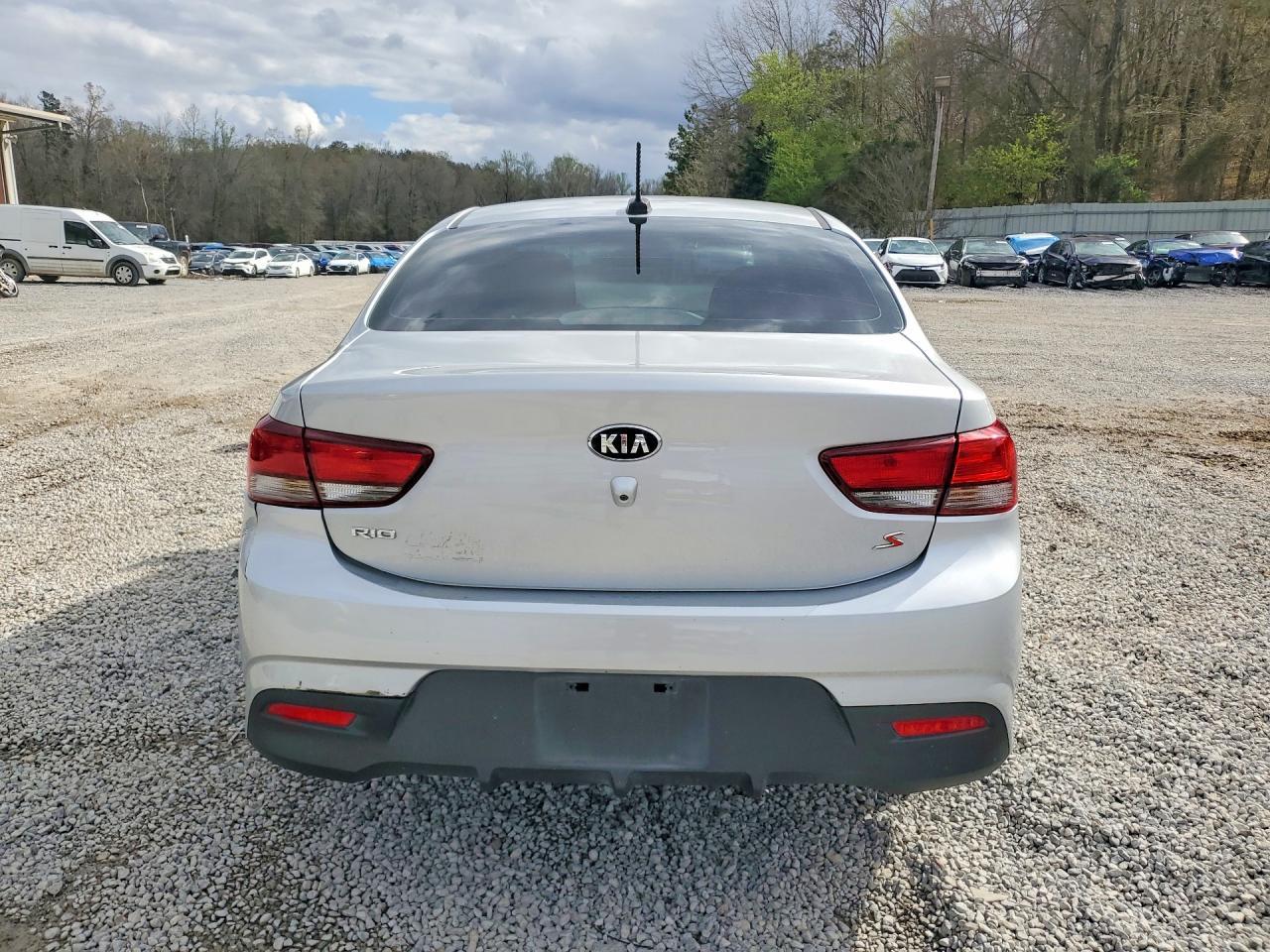 2019 KIA Rio s