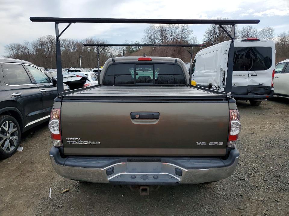2015 Toyota Tacoma V6