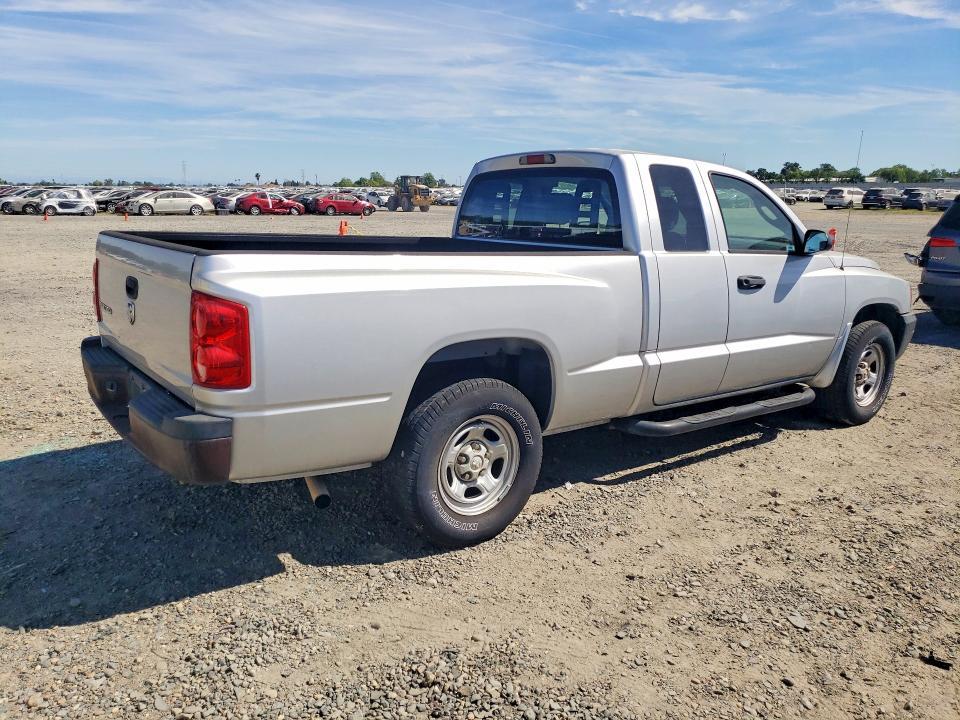 2007 Dodge Dakota st
