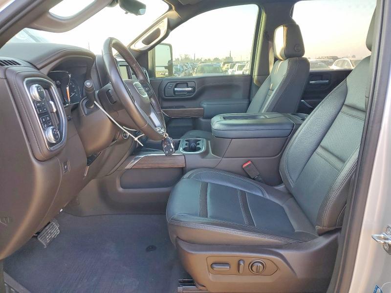 2021 GMC Sierra K2500 Denali