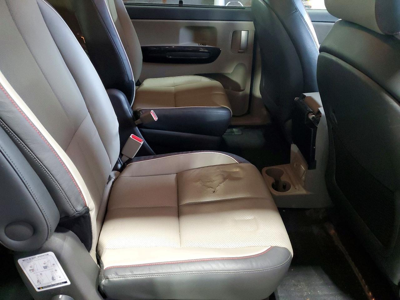 2015 KIA Sedona ex