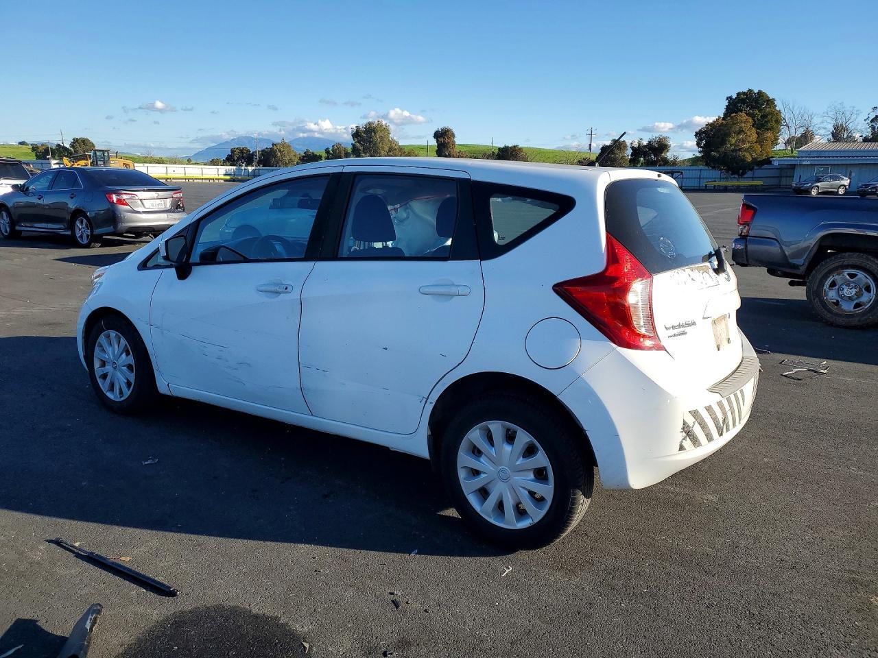 2016 Nissan Versa Note s Plus