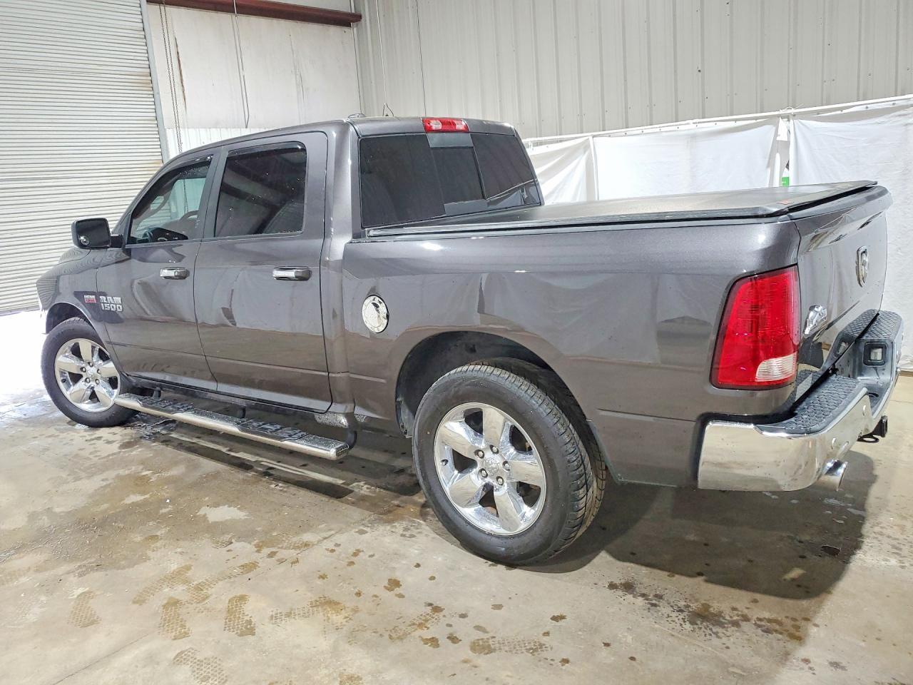 2015 Dodge RAM 1500 SLT