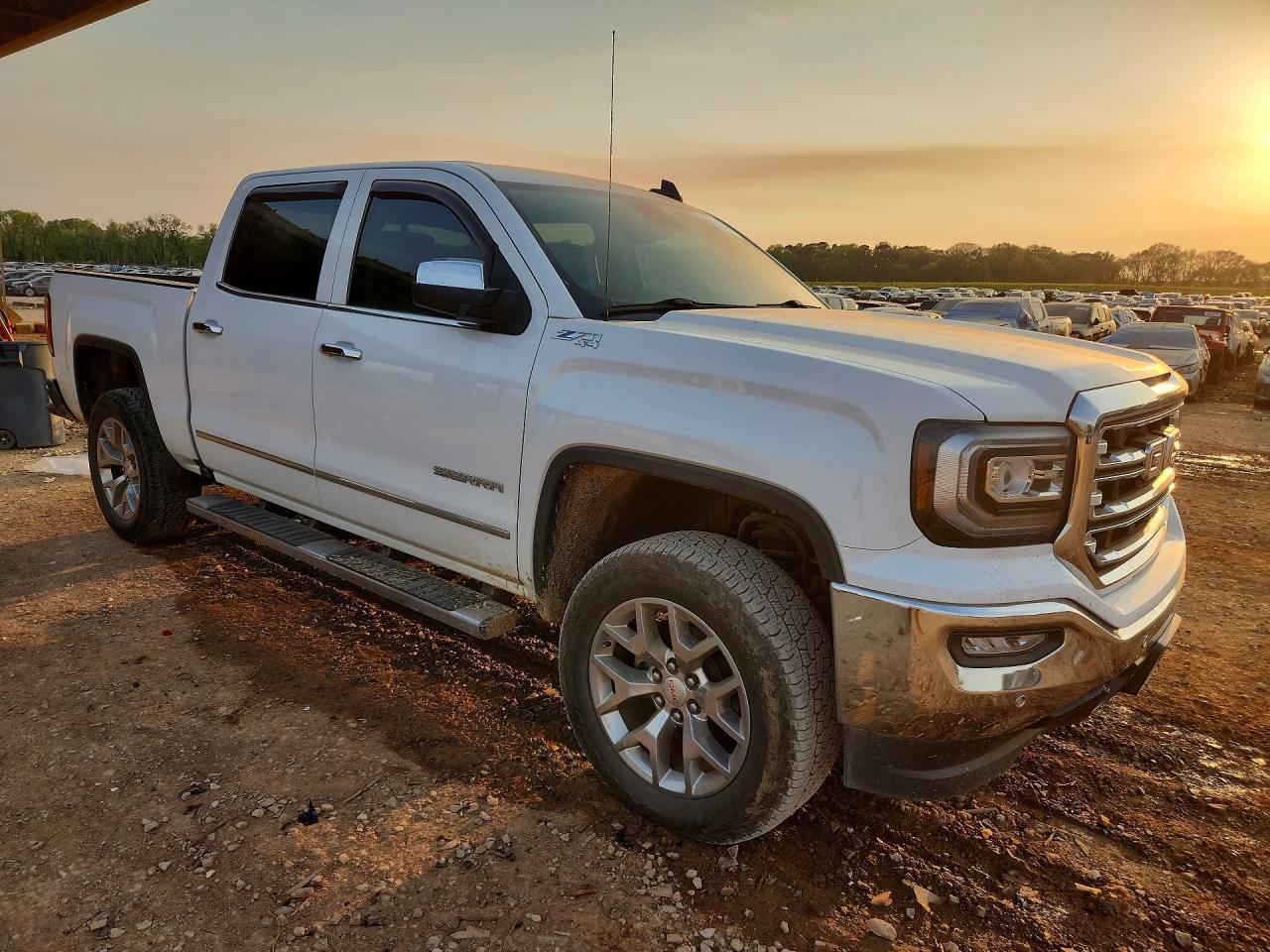 2018 GMC Sierra K1500 SLT