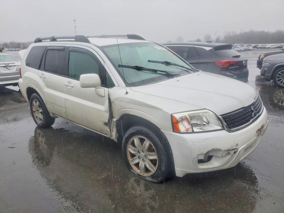 2011 Mitsubishi Endeavor ls