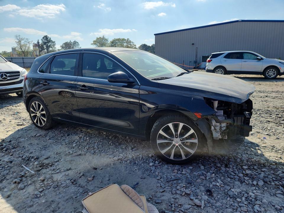 2018 Hyundai Elantra gt Base