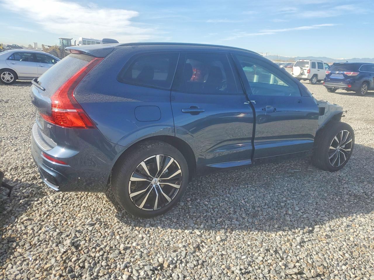 2025 Volvo Xc60 Plus