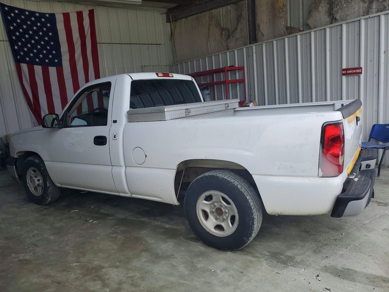 2004 Chevrolet Silverado C1500