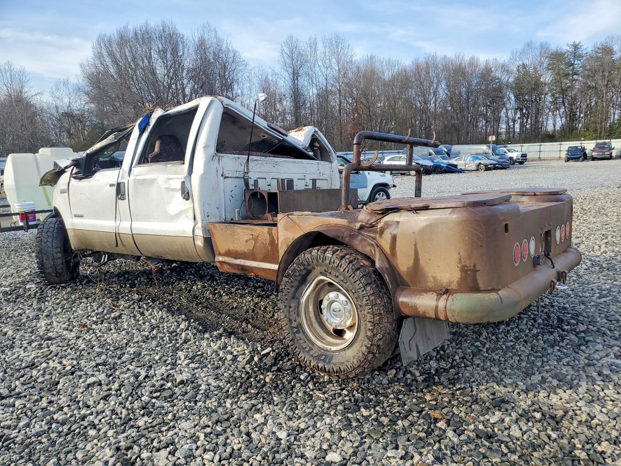 2006 Ford F350 Super Duty Flatbed Truck