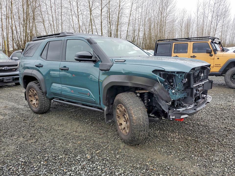 2026 Toyota 4runner Trailhunter hv