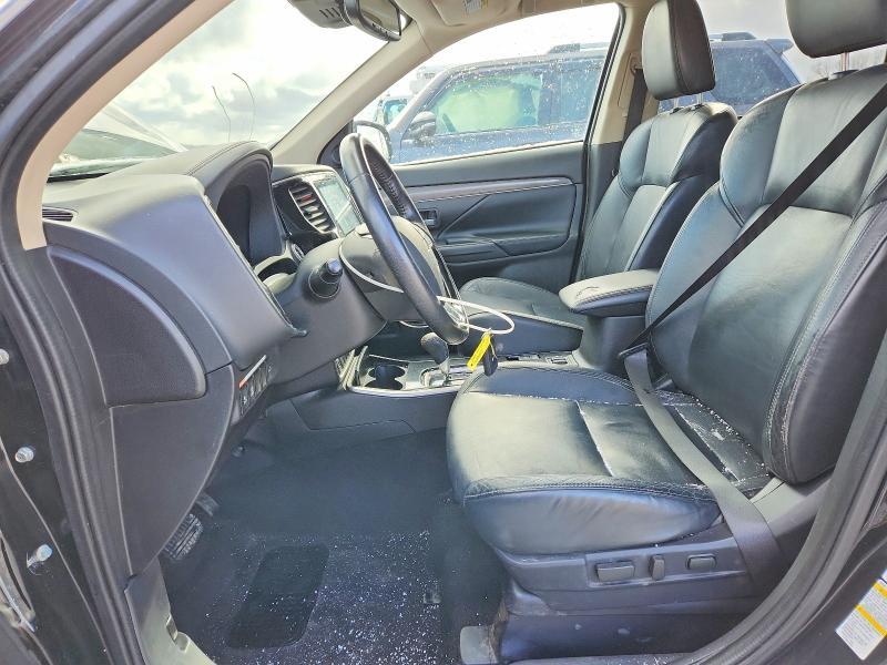 2020 Mitsubishi Outlander se