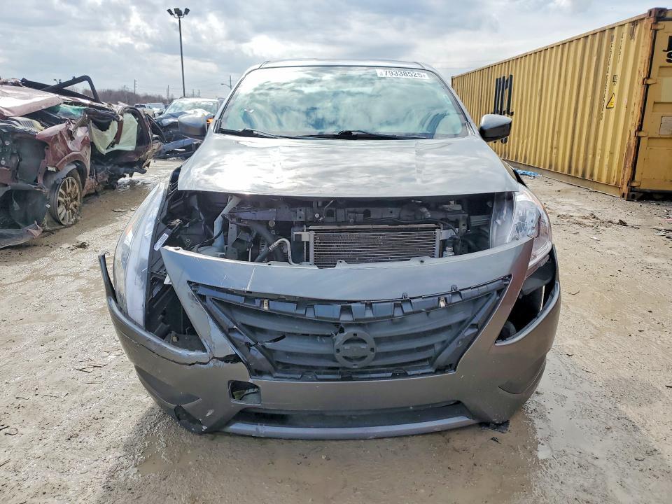 2019 Nissan Versa sv