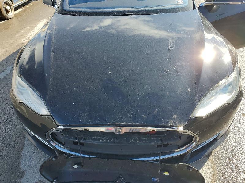 2015 Tesla Model s 85D