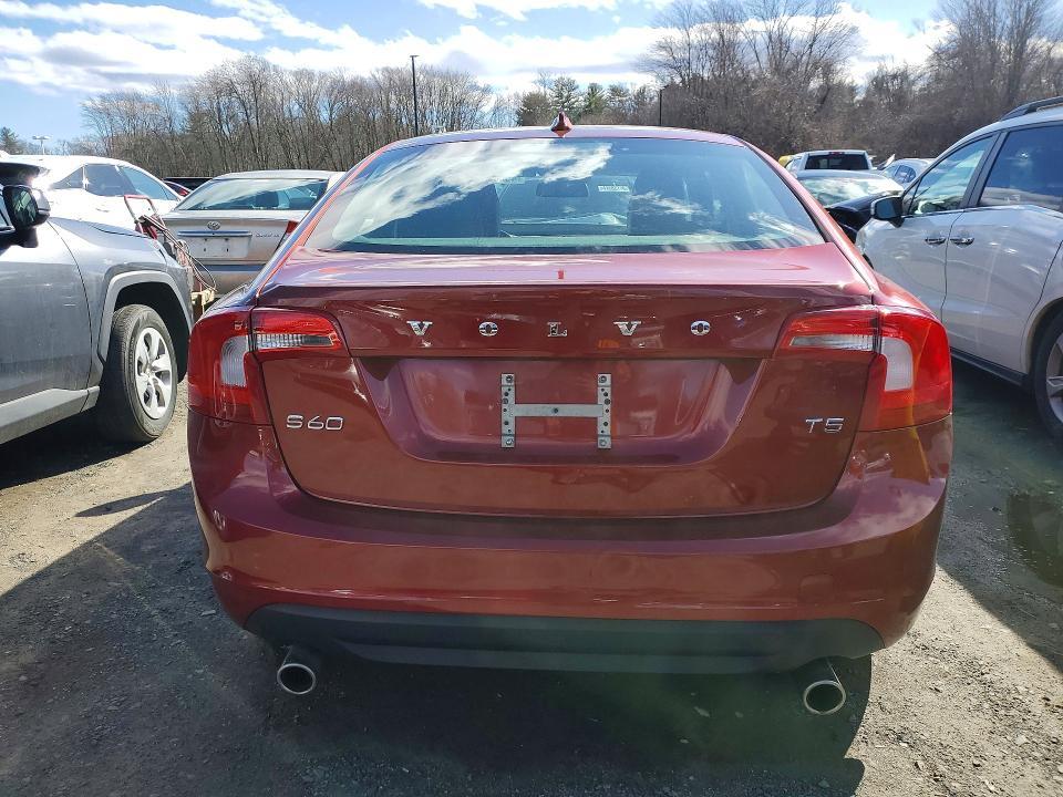 2013 Volvo S60 T5