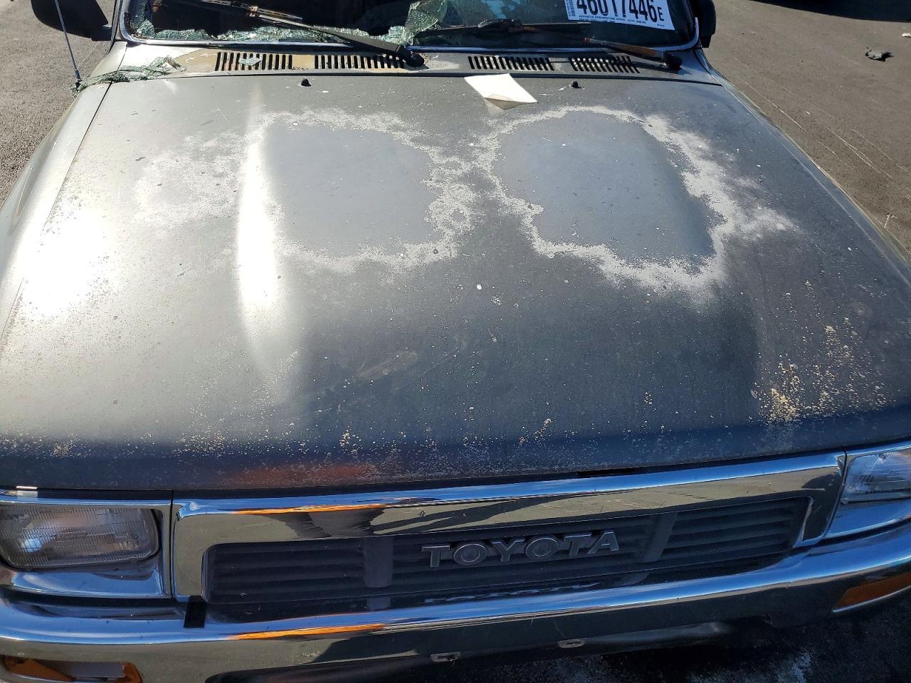 1990 Toyota Pickup Deluxe