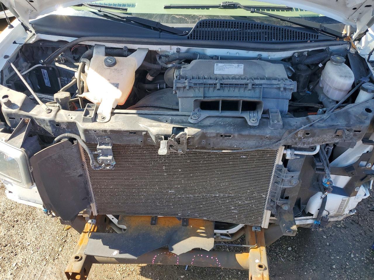 2020 Chev Express G3500