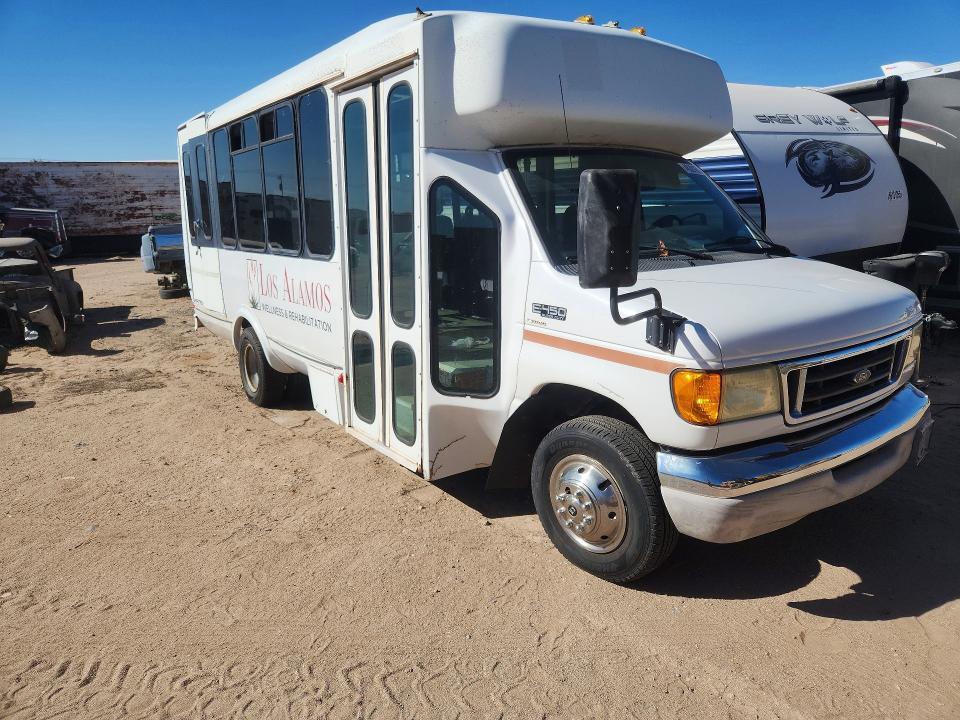 2003 Ford E450 Shuttle Bus