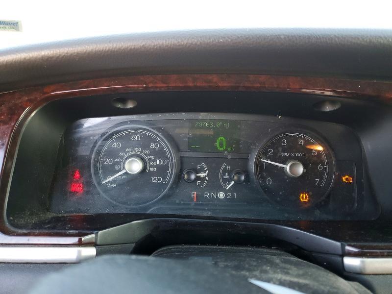 2011 Lincoln Town car Executive l